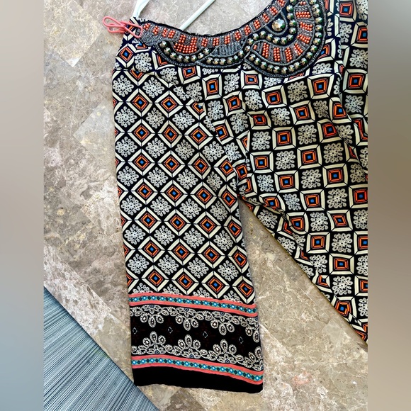 Geometric Patterned Women's Top by HARPER size L - Picture 8 of 11